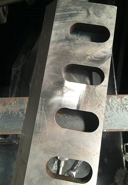 01 blades